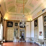 Palazzo Bernardini 4*