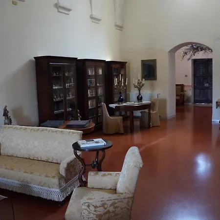Palazzo Bernardini Bed & Breakfast