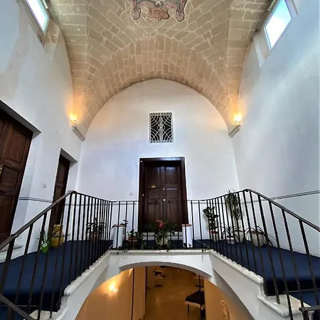 Bed & Breakfast Palazzo Bernardini 4*