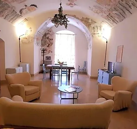 Bed and Breakfast Palazzo Bernardini 4*