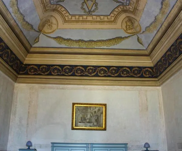 Palazzo Bernardini 4*