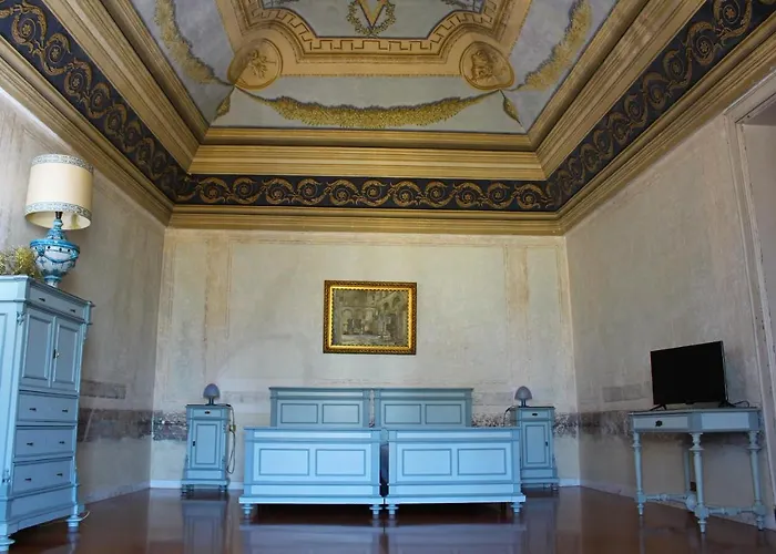 Palazzo Bernardini 4*