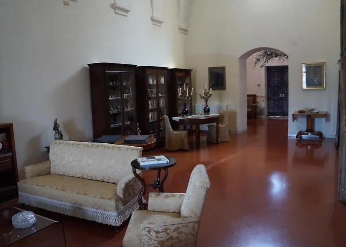 Palazzo Bernardini فندق مبيت وإفطار