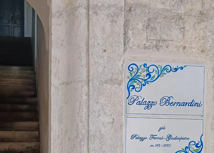 Panzió Palazzo Bernardini